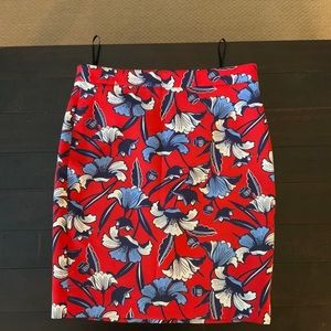 J.Crew knee pencil skirt in tropical print size 6.